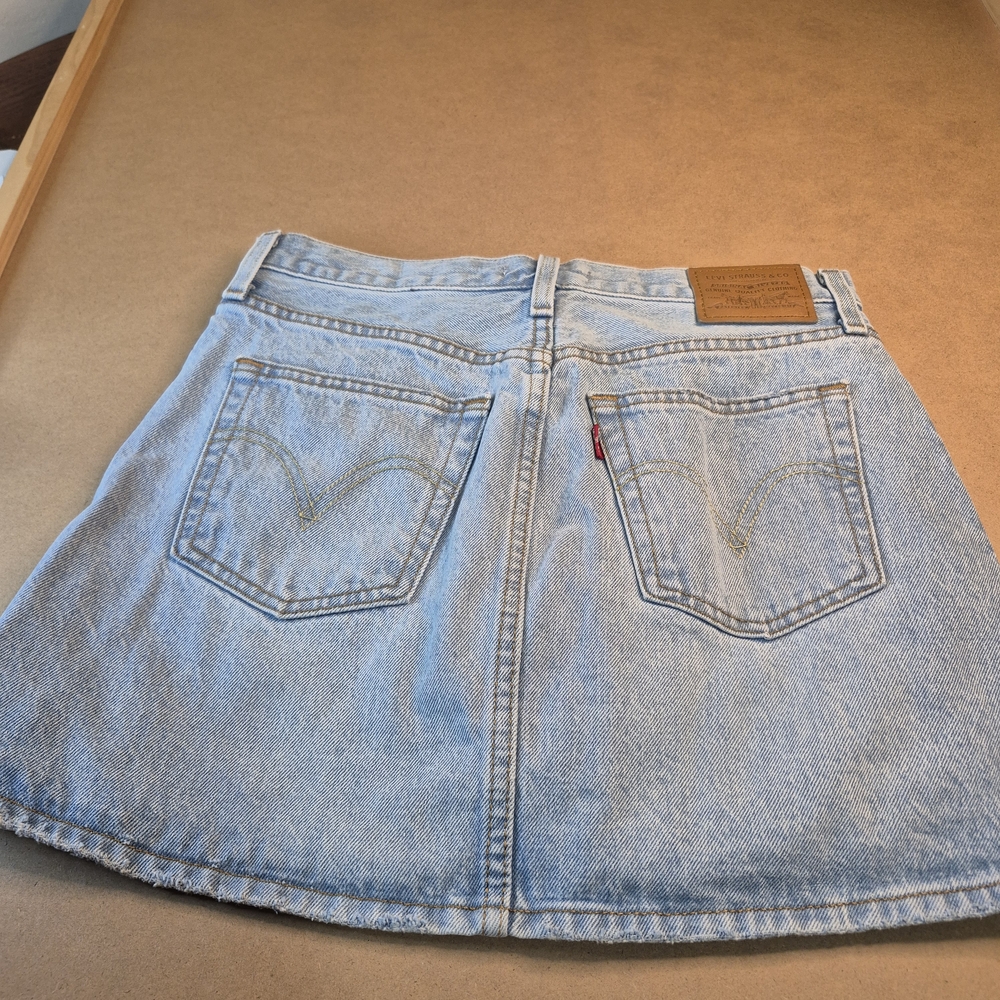 Levi's Light Blue Denim Mini Skirt - Picture 8 of 13